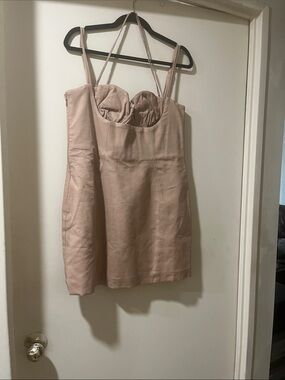 Sleeveless Blush Pink Mini Dress with Sweetheart Bust